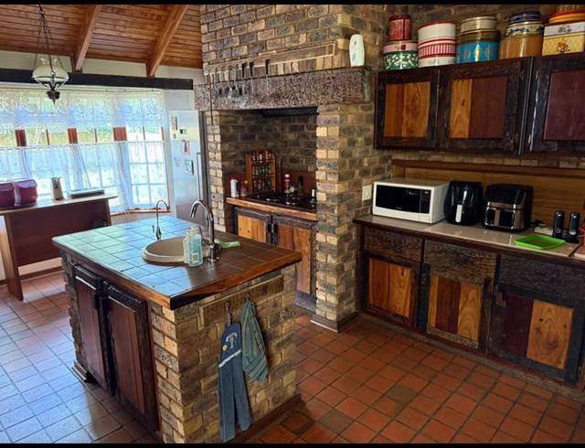 5 BEDROOM PROPERTY TO RENT IN RASLOUW